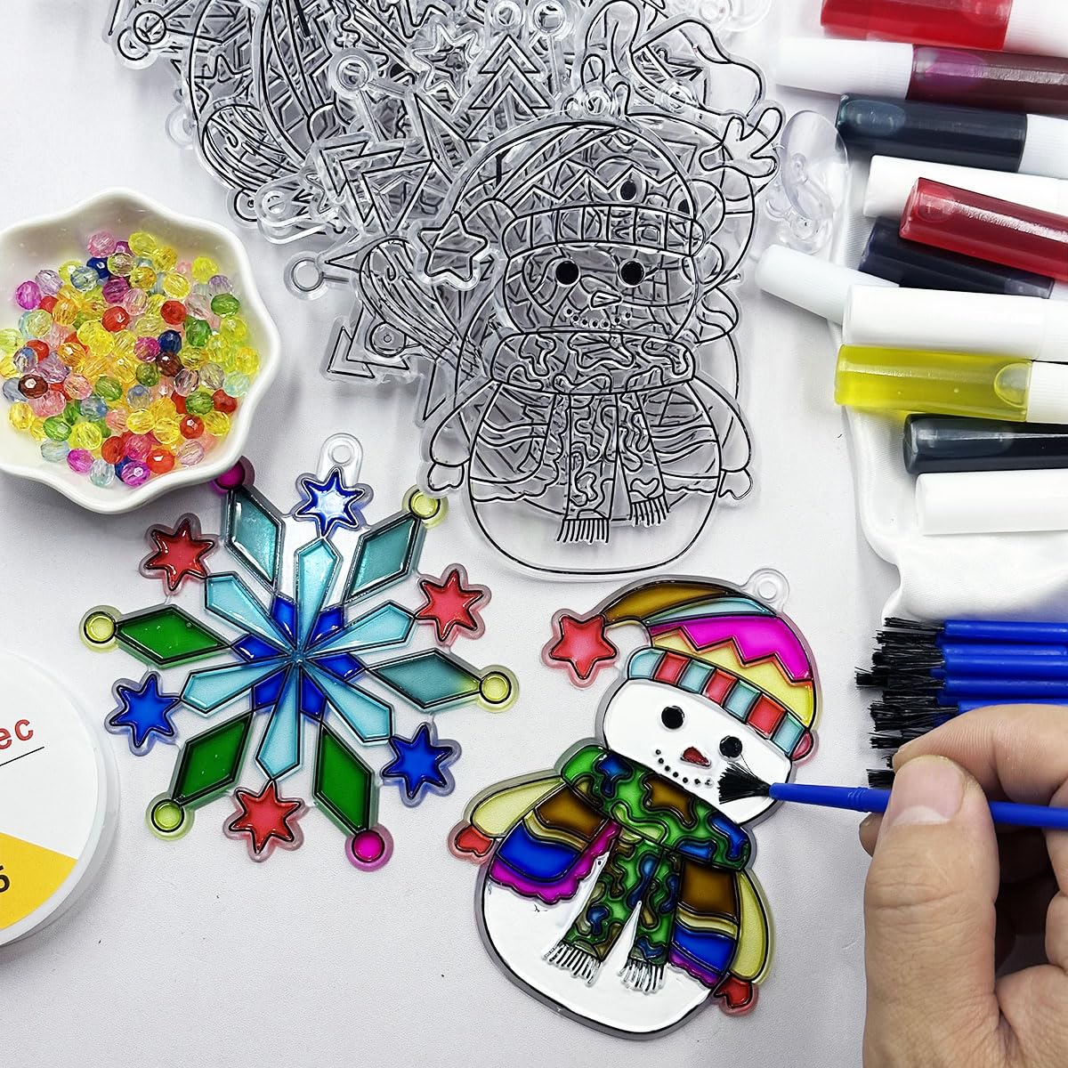 AUEKIV Suncatchers Kit 30sets Snowflake Sun Catcher DIY Window Paint Art Craft Kits Christmas Snowman Snowflake Suncatchers Ornaments for Xmas Decoration Winter Home Outdoor Party Activity