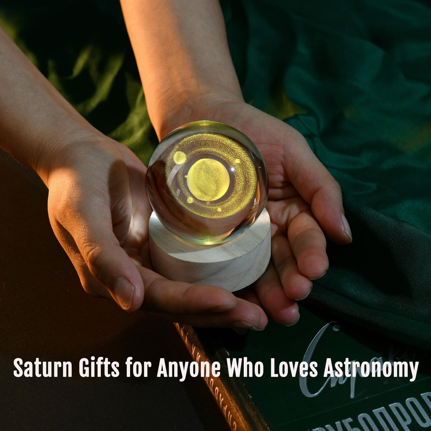 IFOLAINA Saturn Gifts for Boyfriends Husbands 3D Saturn Crystal Ball Lamp Planet Model Decor Space Universe Gifts for Astronomy Lovers