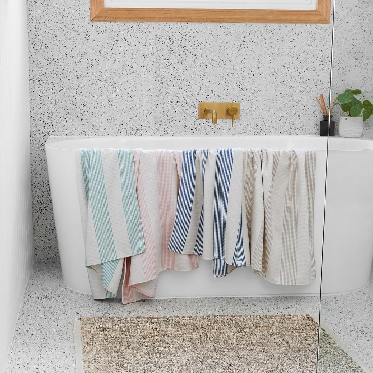 Dock & Bay Bath Towel - for Home - Quick Dry, Super Absorbent - Includes Bag - Geometric - Set (4), Large (160x70cm, 63"x28")