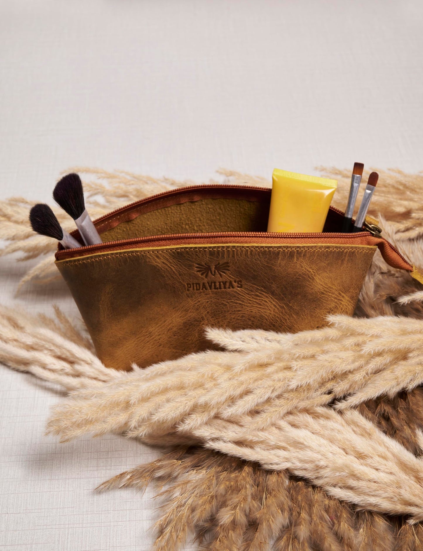 PIDAVLIYA'S Genuine Leather Versatile Gondola Style Handbag - Cosmetic, Toiletry, Makeup, Shaving Organizer Bag - Dopp Kits - Unisex (Antique Brown)