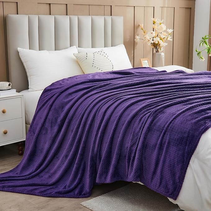 NEWCOSPLAY Super Soft Queen Blanket Dark Purple Premium Silky Flannel Fleece Leaves Pattern Lightweight Bed Blanket All Season Use (Dark Purple, Queen(90"x90"))
