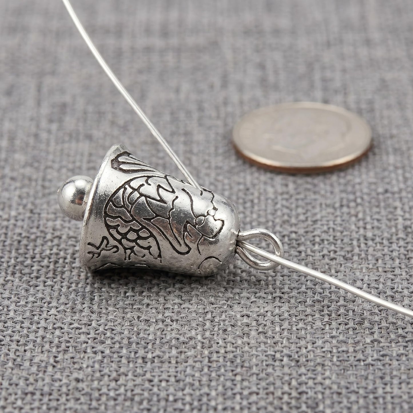 EXCEART 20pcs Tibetan Silver Bell Charms Pendants Antique Christmas Jingle Bells Spacer Beads for Door Hangers Xmas Tree Pendant Wreath Decor Holiday Jewelry Making