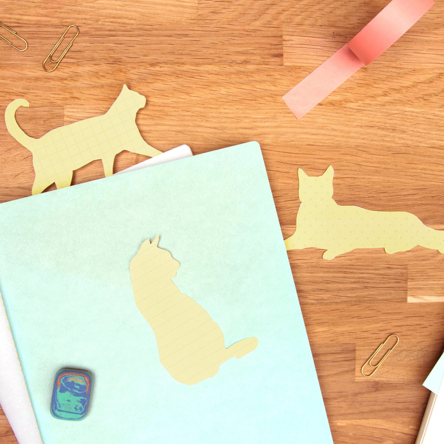 Good Design Cat Sticky Notes - Cat Gifts For Women - Office School Stationery & Home Desk Accessories - Novelty Sticky Pads - Desk Organiser - Teacher Gifts For Women - Dotted Lined Grid Notes