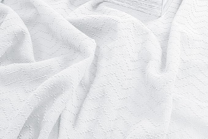 BELIZZI HOME 100% Cotton Bed Blanket, Breathable Thermal Blanket King Size, Soft Chevron 90 inch x102 , Perfect for Layering Any All Season, White