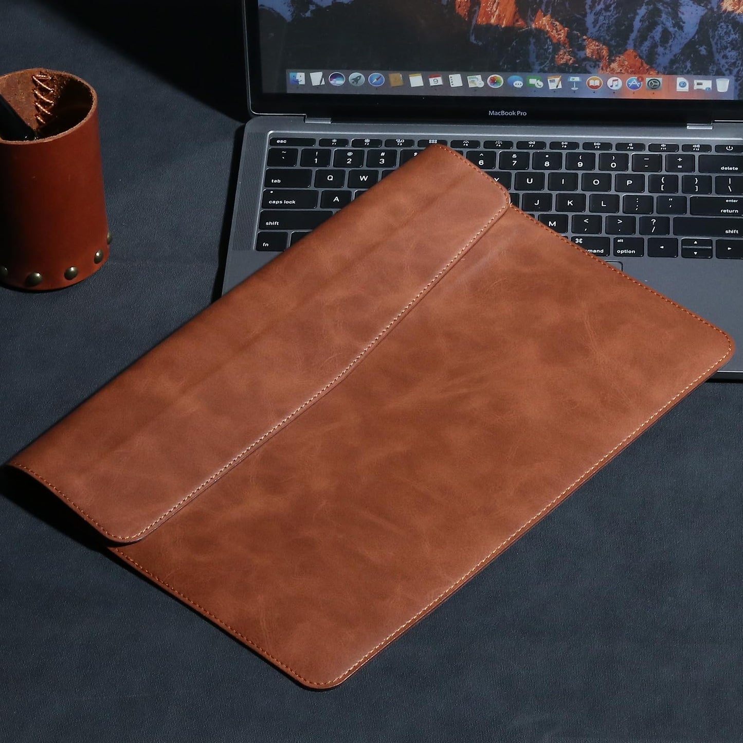 CPNVWA 13 Inch Leather Laptop Sleeve Compatible with MacBook Neo 13" 2026 & MacBook Air/Pro 13" (M5/M4/M3/M2/M1, 2025-2018), Magnetic Buckle Closure Protective Case Cover,Brown
