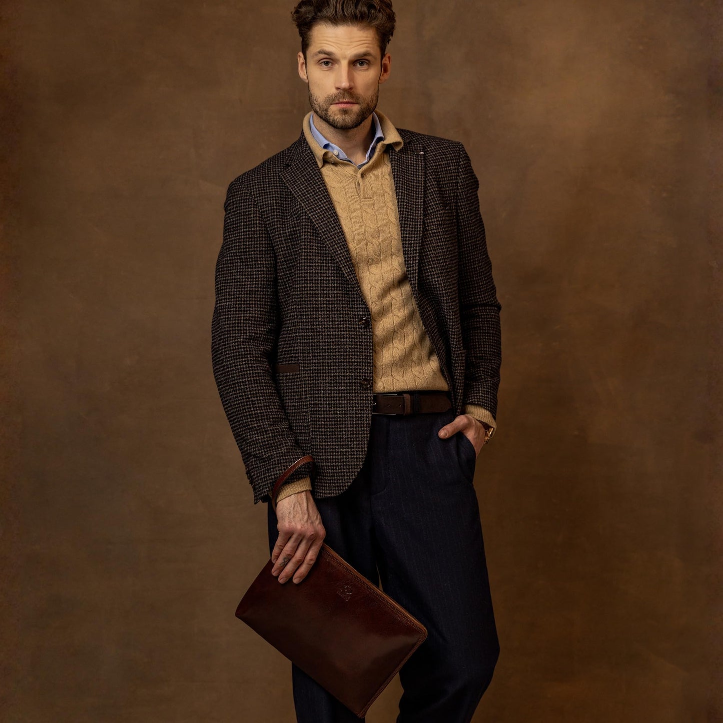 Time Resistance Leather Clutch for Men - Organizer Wrist Bag Briefcase - Handmade in Italy (Brown)