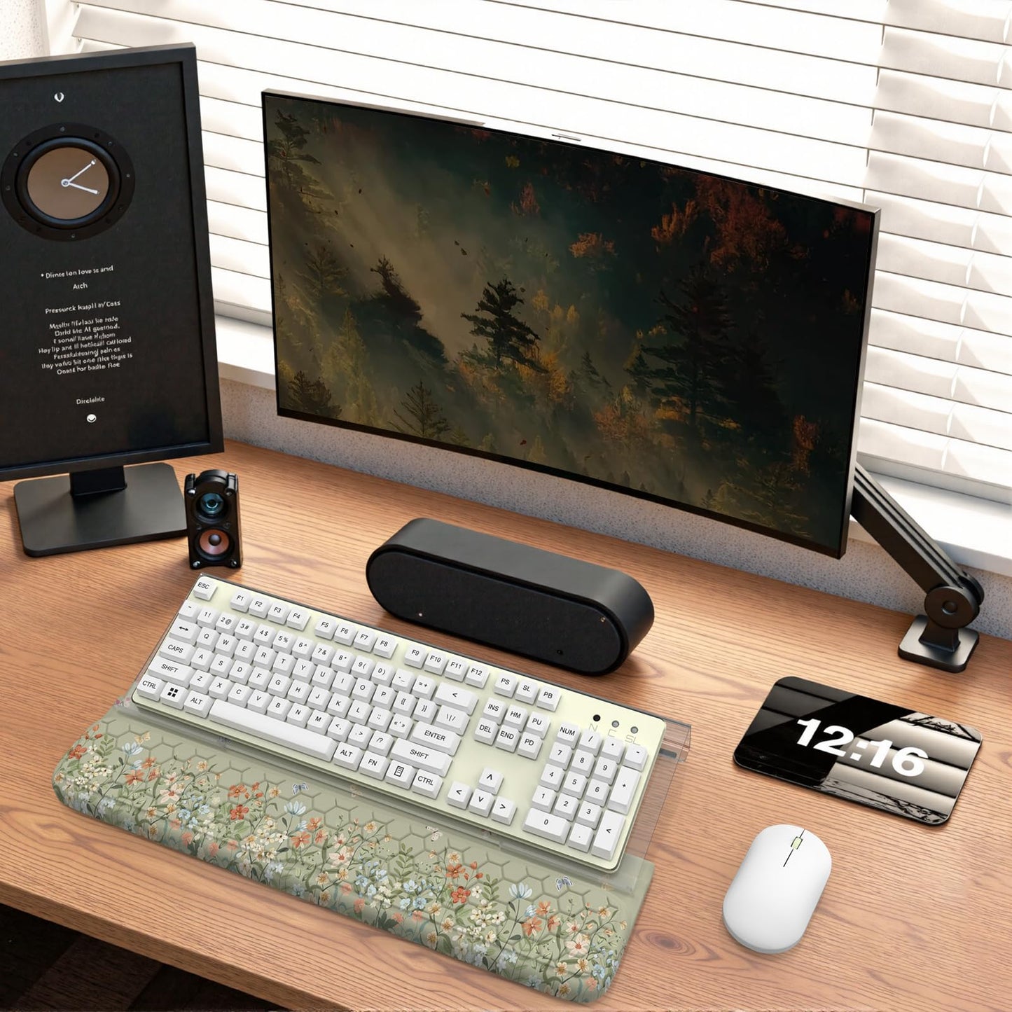 HAOCOO Computer Keyboard Stand, Wrist Rest with 3-Level Height Adjustment, Acrylic Keyboard Holder for Comfortable Typing, Tilted Keyboard Rest, Desk Wrist Pad for Office, Home