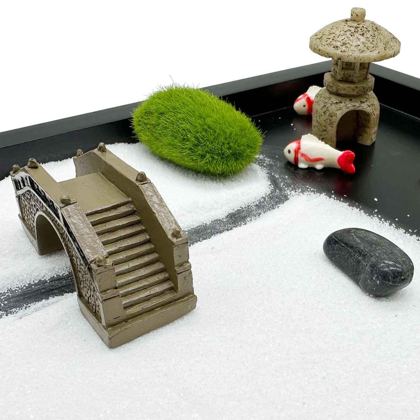 Woohome Zen Garden Kit - 21.5 x 17.5cm Japanese DIY Mini Rock Garden Meditation Ornaments Landscape Sand Table Resin Decoration with 7 Handmade Bamboo Tools