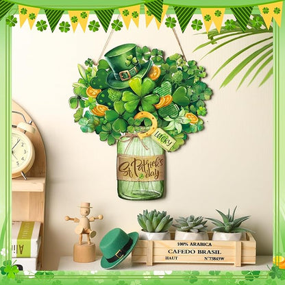 Boao St. Patrick's Day Welcome Sign Wooden Hanging Decor Farmhouse Rustic Door Decoration St. Patrick's Day Wreath Sign with Bow Ornament for Holiday Irish Home Indoor Outdoor Farmhouse Window