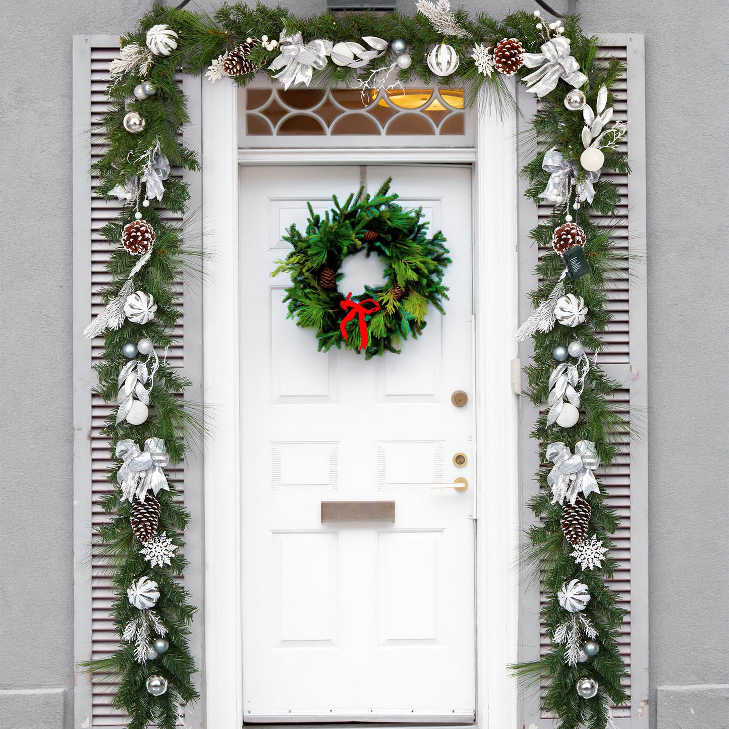 LinTimes Christmas Garland with 20 LED Lights, 6 FT Pre-lit Silver White Xmas Garland with Bow-Knot Ball Ornaments, Battery Operated Garland with Timer for Mantle Staircase Table Decoration