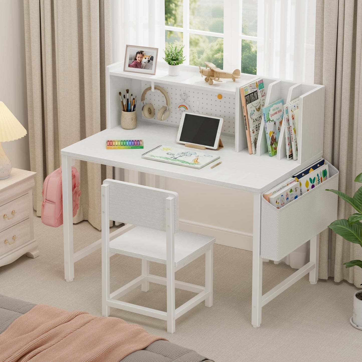 BOLUO Kids Desk and Chair Set for 6-12 Year Old, Children Study Desk with Hutch and Pegboard, Student Writing Table with Storage Shelf for Girls Boys