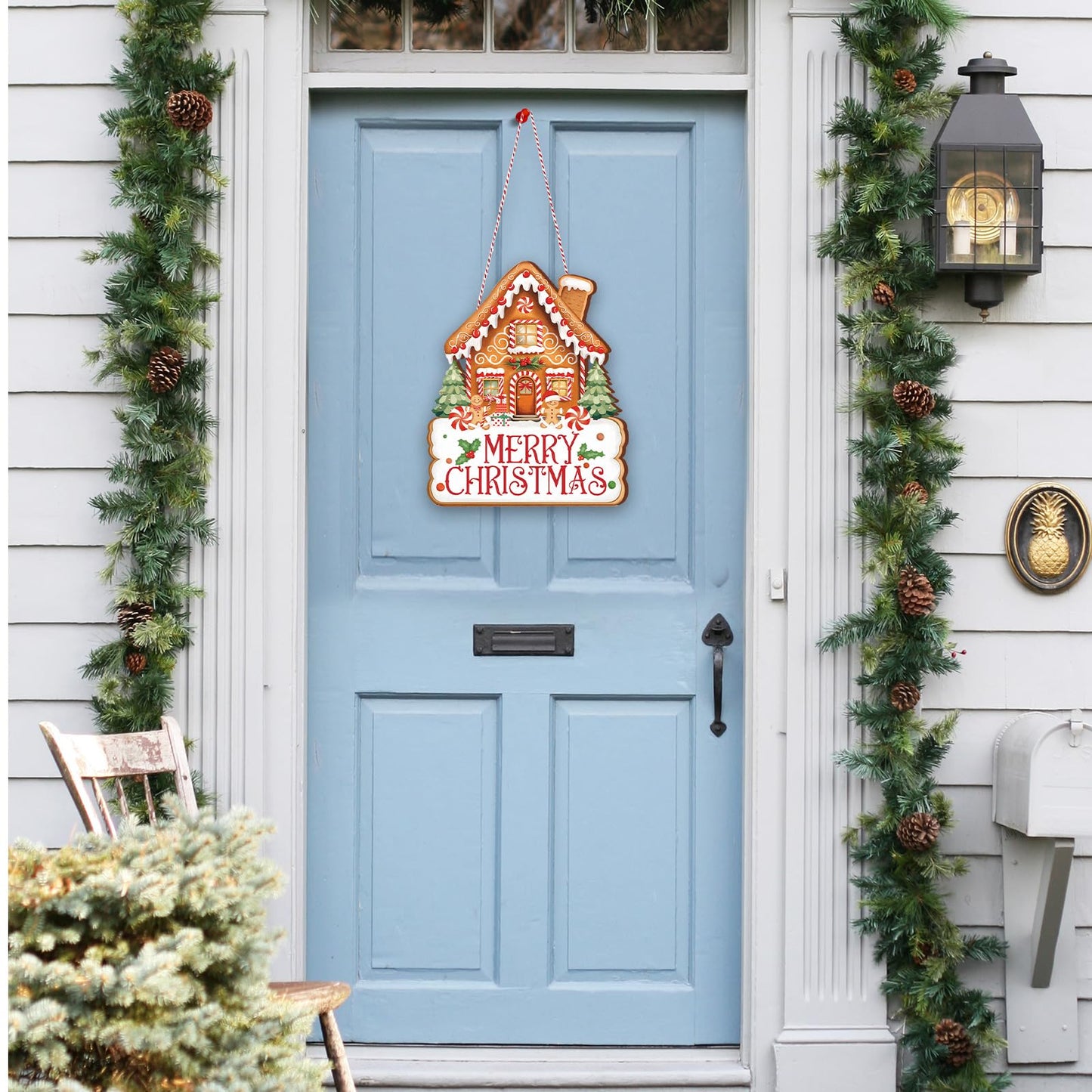 Whaline Merry Christmas Door Sign Outdoor Hanger Gingerbread House Wooden Front Door Hanging Sign with Rope for Xmas Winter Holiday Party Home Wall Porch Decorations