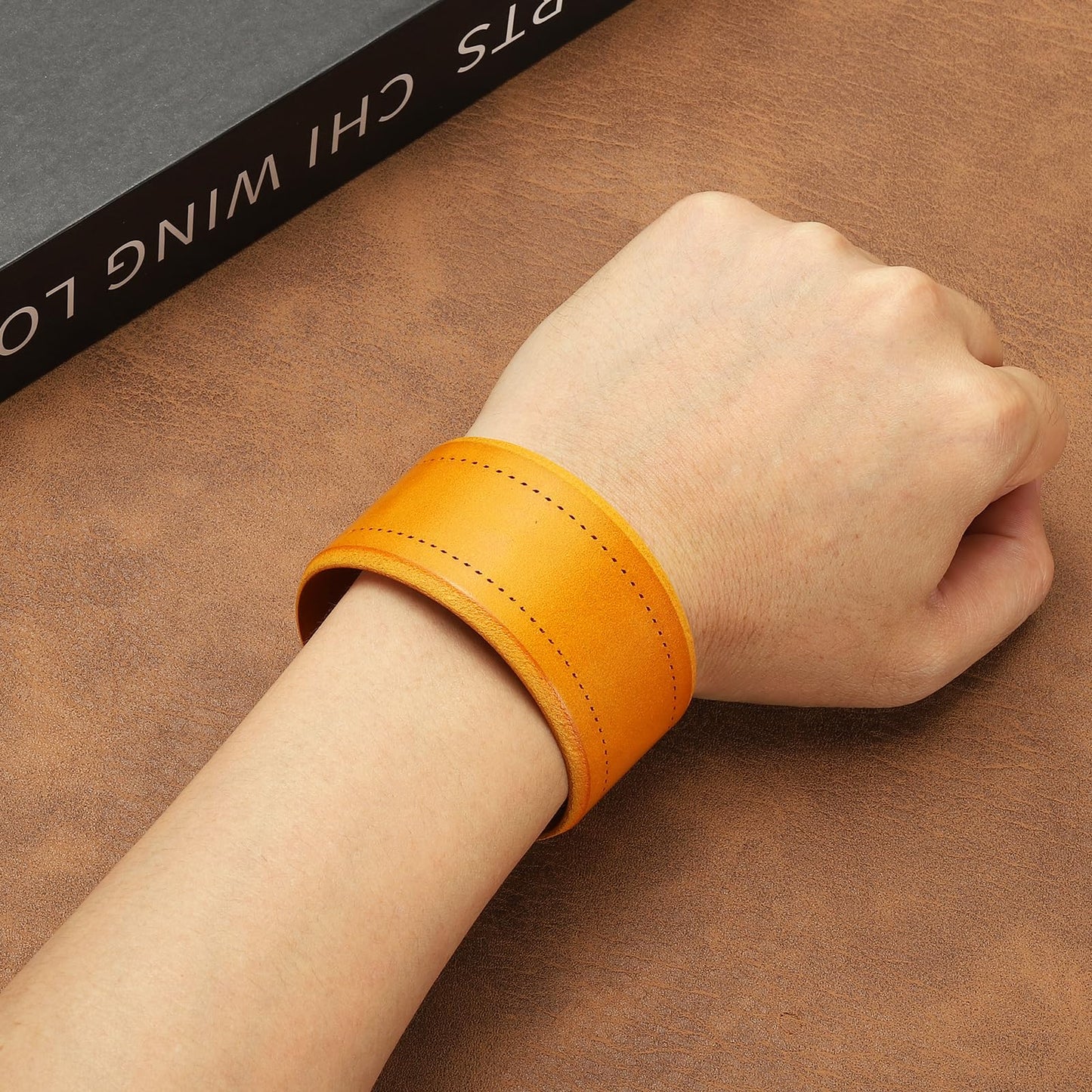 PATIKIL 1.5Inch Wide Simple Leather Wristbands, 2Pcs Vintage Adjustable Cuff Bracelets Wide Leather Adjustable Cuff Bracelets Two Rows of Buckles Wristband Bangle, Black
