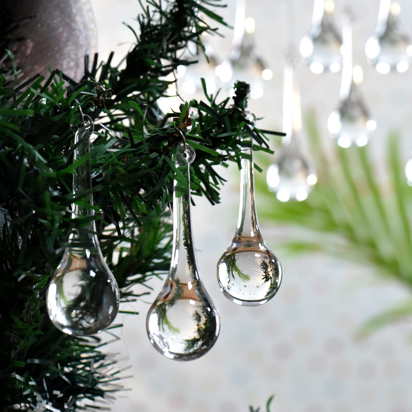 IndianShelf 20 Clear Glass Christmas Ornaments for Tree- Teardrop Ornaments- Chandelier Crystals Replacement Drops- Christmas Decorations- Icicles Raindrop Decorative Hanging Ornaments Centerpieces