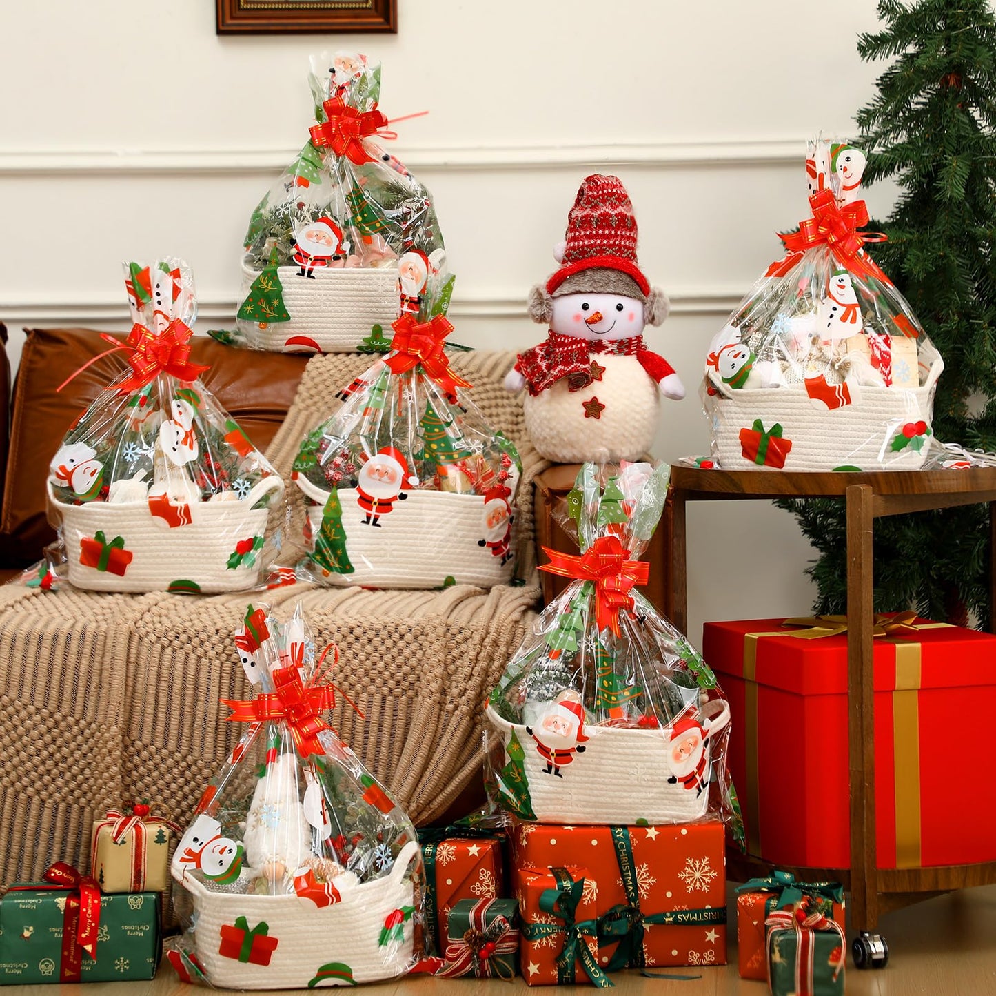 Teenyyou 18 Pcs Christmas Woven Baskets with Cellophane Gift Bags Bows 11 x 7 x 4 Inch Christmas Tree Empty Rope Basket Santa Claus Empty Decorative Storage Box for Gift Wrapping Xmas Party Decor