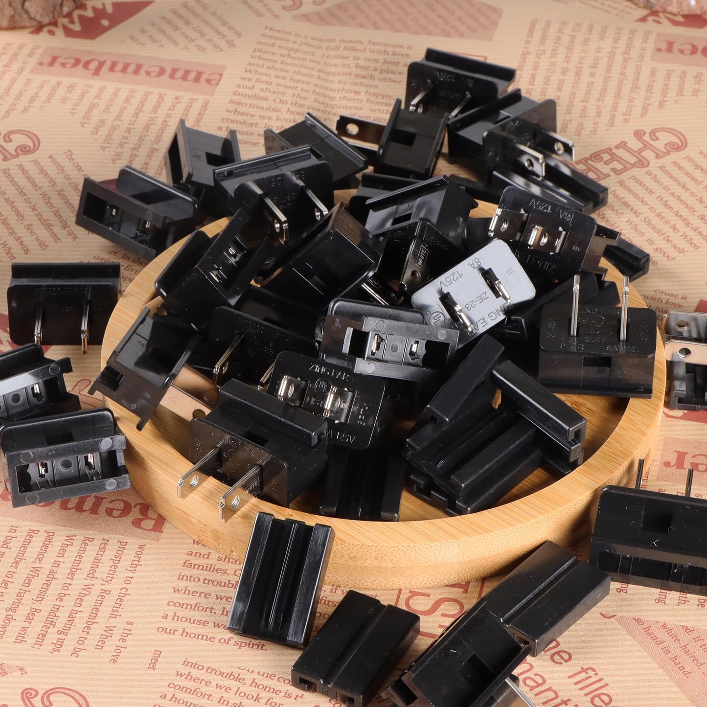 GFQHF Christmas Vampire Plugs Male and Female 26pack Black SPT-1 Zip Plugs