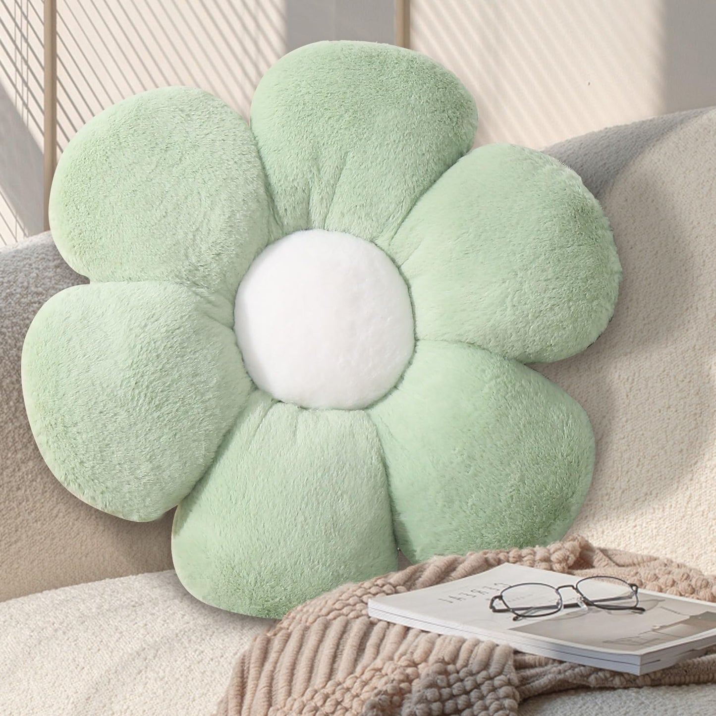 Flower Throw Pillows, 17.7 Inch Sage Green Flower Shaped Decorative Pillows, Soft Daisy Plush Pillows Seat Cushion & Floor Pillow for Bed, Chair, Sofa, Home Decor Gifts