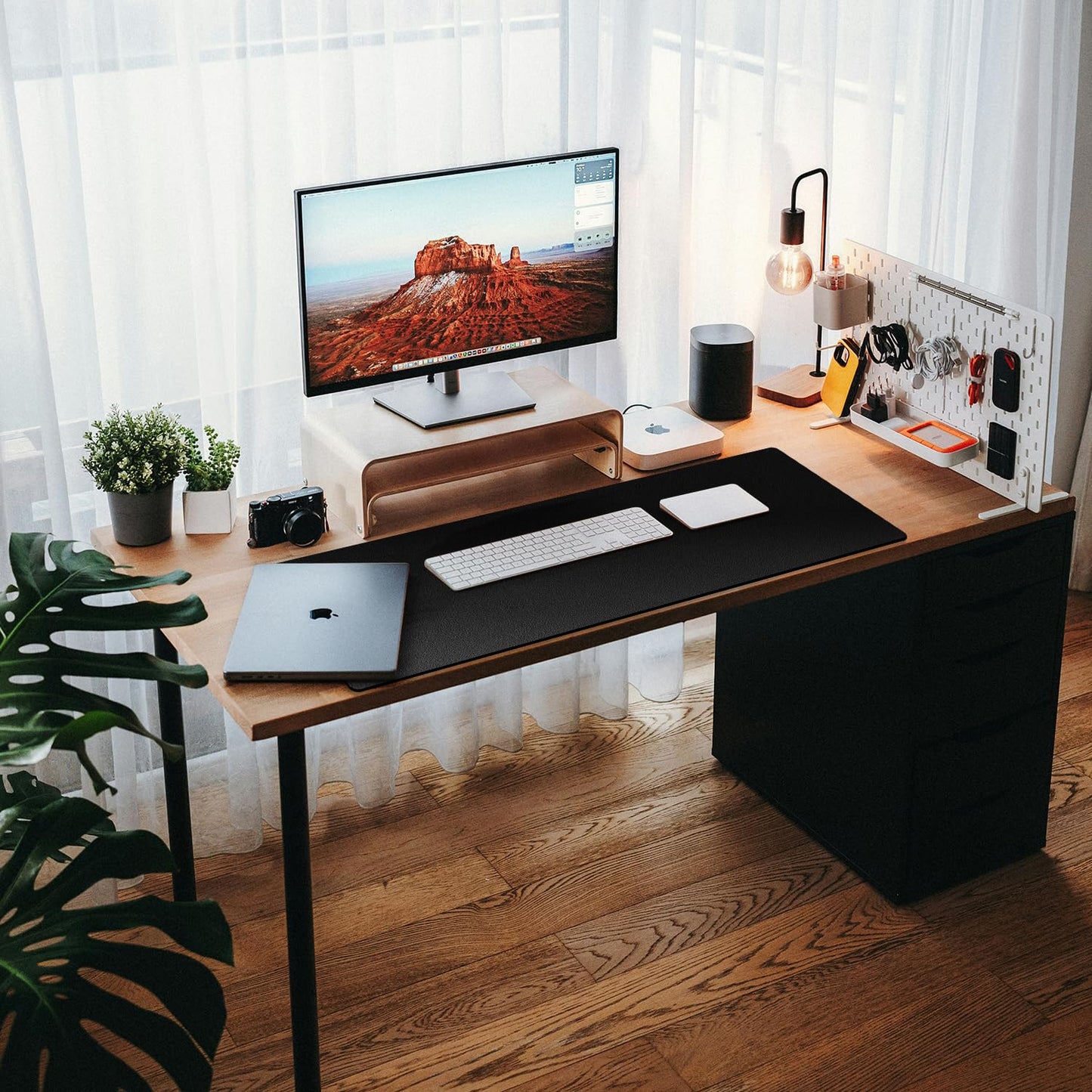 MONOMI Large Desk Mat 47.2" x 23.6",Leather Desk mat,Desk matt for Desktop,Large Mouse Pad,Office Desk mat,Waterproof Desk Blotter pad for Office&Home(Black)