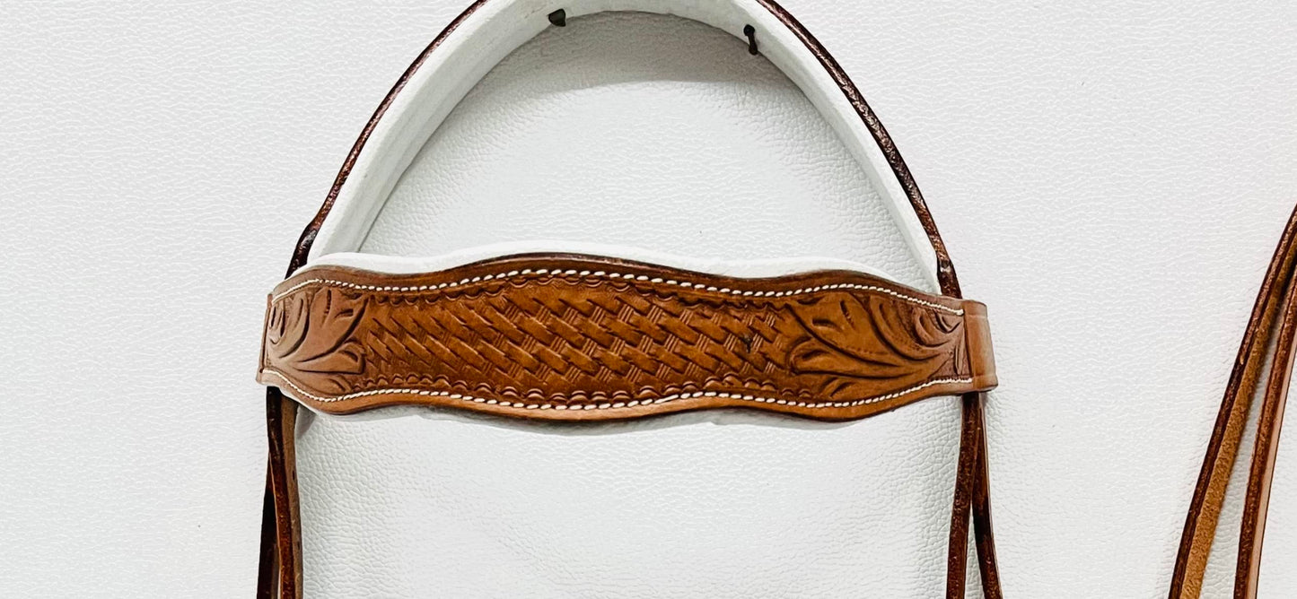 AMAZING HORSE STUFF Sidepull Bitless Bridle with Designer Hand Carving On Browband & Noseband Curved Shaped Natural (Full)