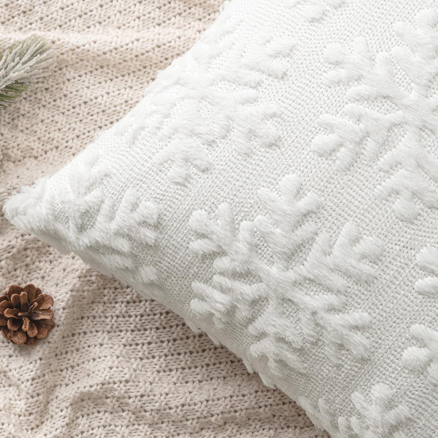 MIULEE Christmas Pure White Throw Pillow Covers Snowflakes Decorative 18×18 Inch Faux Wool Winter Festival Couch Pillow Covers Set of 2 Farmhouse Holiday Home Decors for Sofa Livingroom Bed