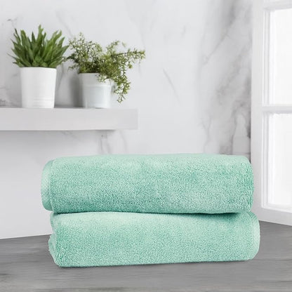 Amazon Basics Quick-Dry Lightweight Moisture Absorbing Bath Towel, 100% Cotton