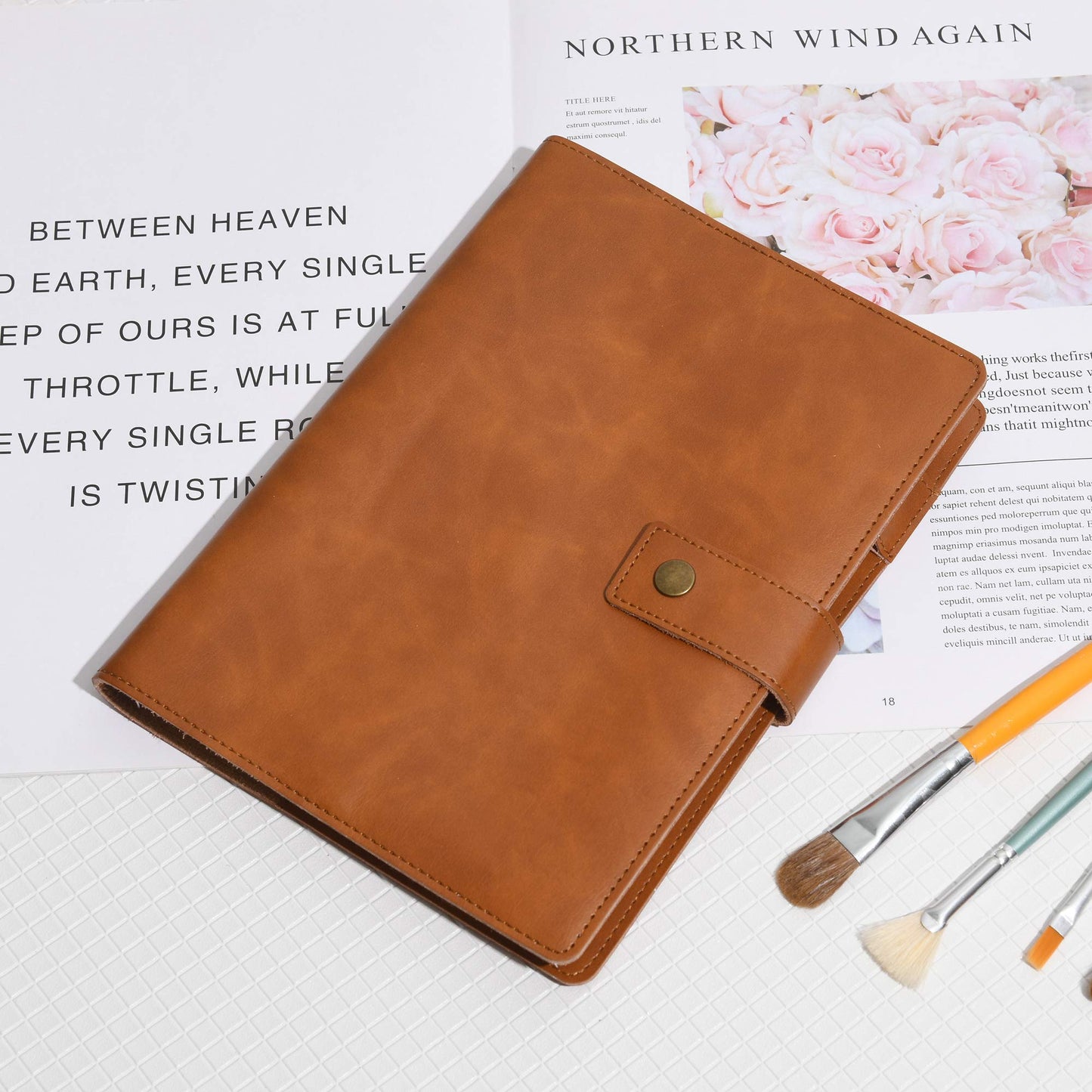 WONDERPOOL Leather Journal Refillable Notebook Spiral Diary Binder Portfolio - A5 Dotted Paper & Inner Pockets for Travel Work and Personal Organizer (Brown, A5)