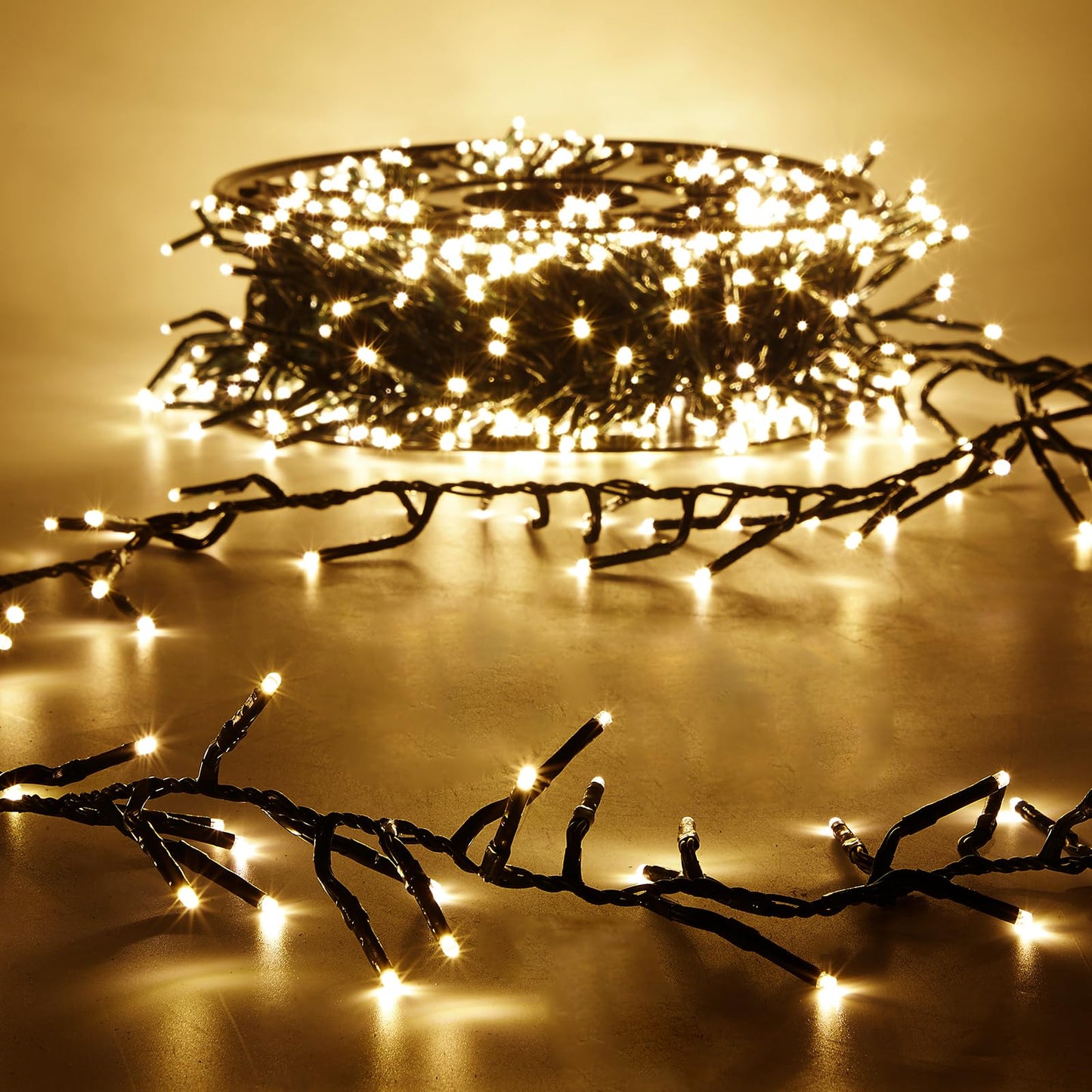 RiderVibe 82FT 1000LED Warm White Christmas Lights Outdoor with 8 Modes, IP44 Waterproof Plug in Christmas Tree Light Fairy String Lights for Christmas, Patio, Garden, Indoor Outdoor Decor