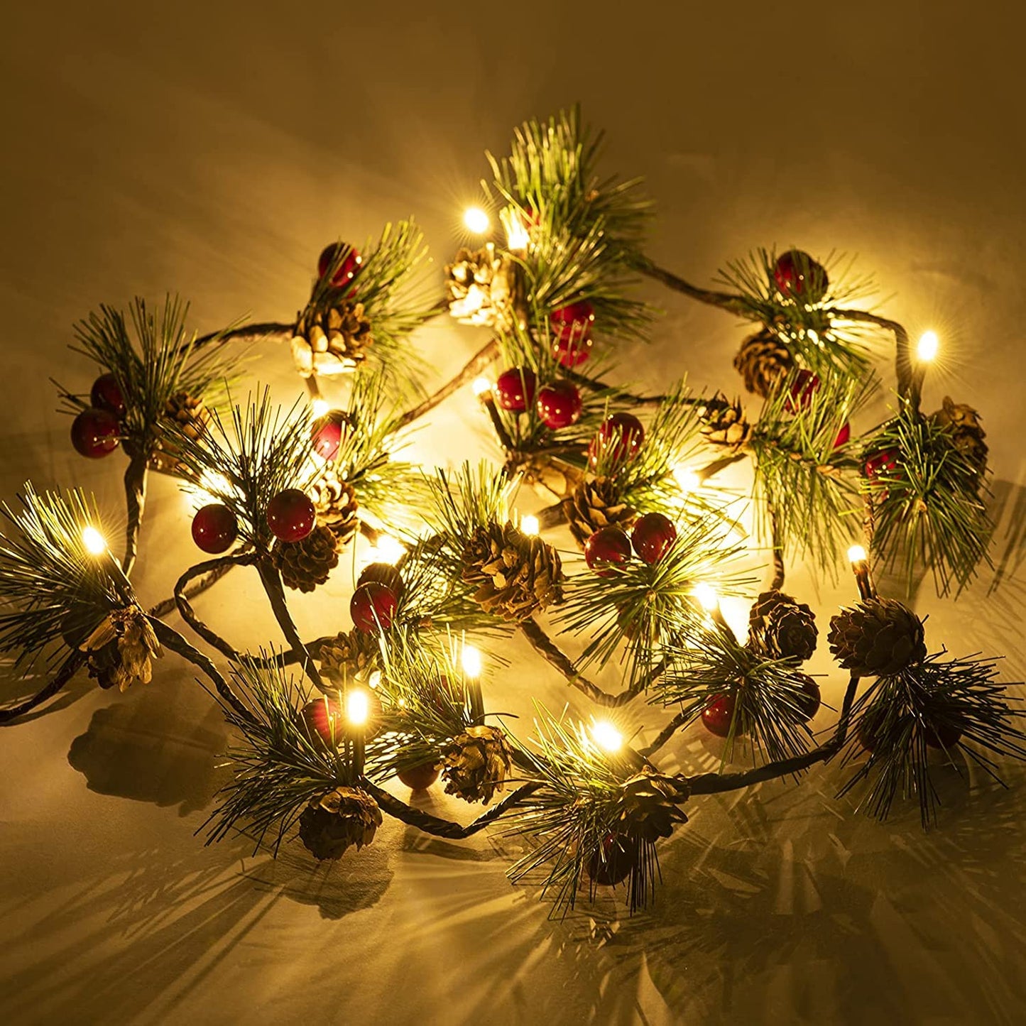 Hongyitime 7.8 FT PineCones String Lights, Christmas Pine Cone Light String, 20 LED Red Berry Pine Cone Garland Lights, led Garland String Lights, Christmas Decorations for Home