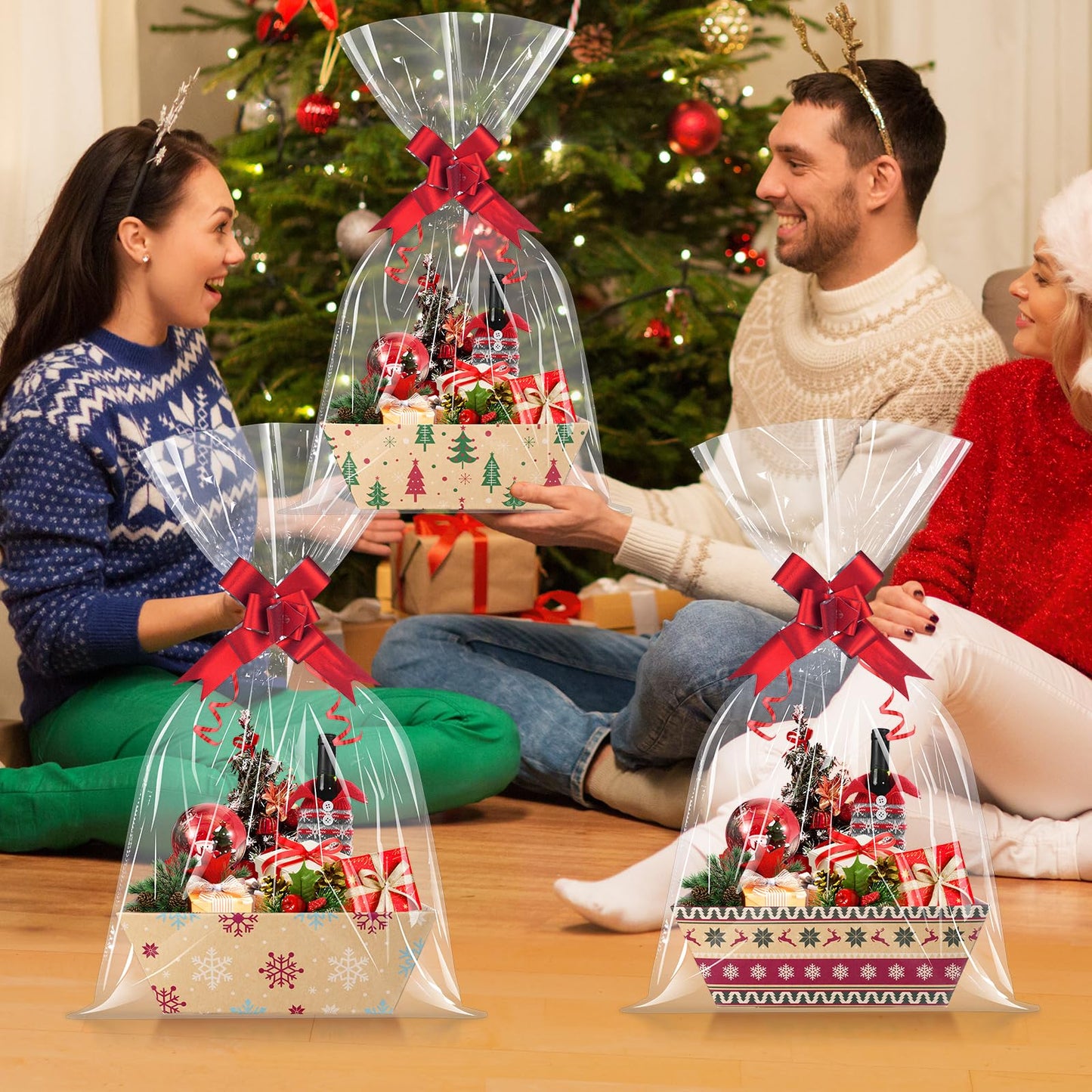 Pascliyna 12 Set Christmas Gift Baskets Empty 10x7 Inch, Kraft Paper Christmas Gifts Baskets with Cellophane Bags and Red Pull Bows, Reusable Gift Wrapping for Xmas Holiday Winter Party Supplies