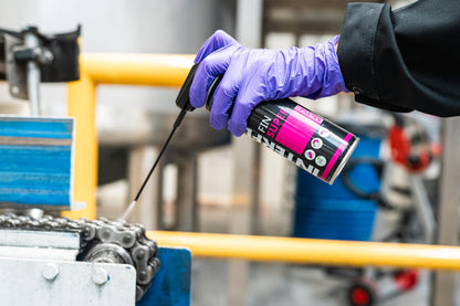 Interflon Fin Super Industrial Oil Lubricant Spray - Penetrating Dry Film Lubricating Oil - Teflon Free and PFAS Free- 300ml Aerosol Spray, Industrial Strength Chain Oil