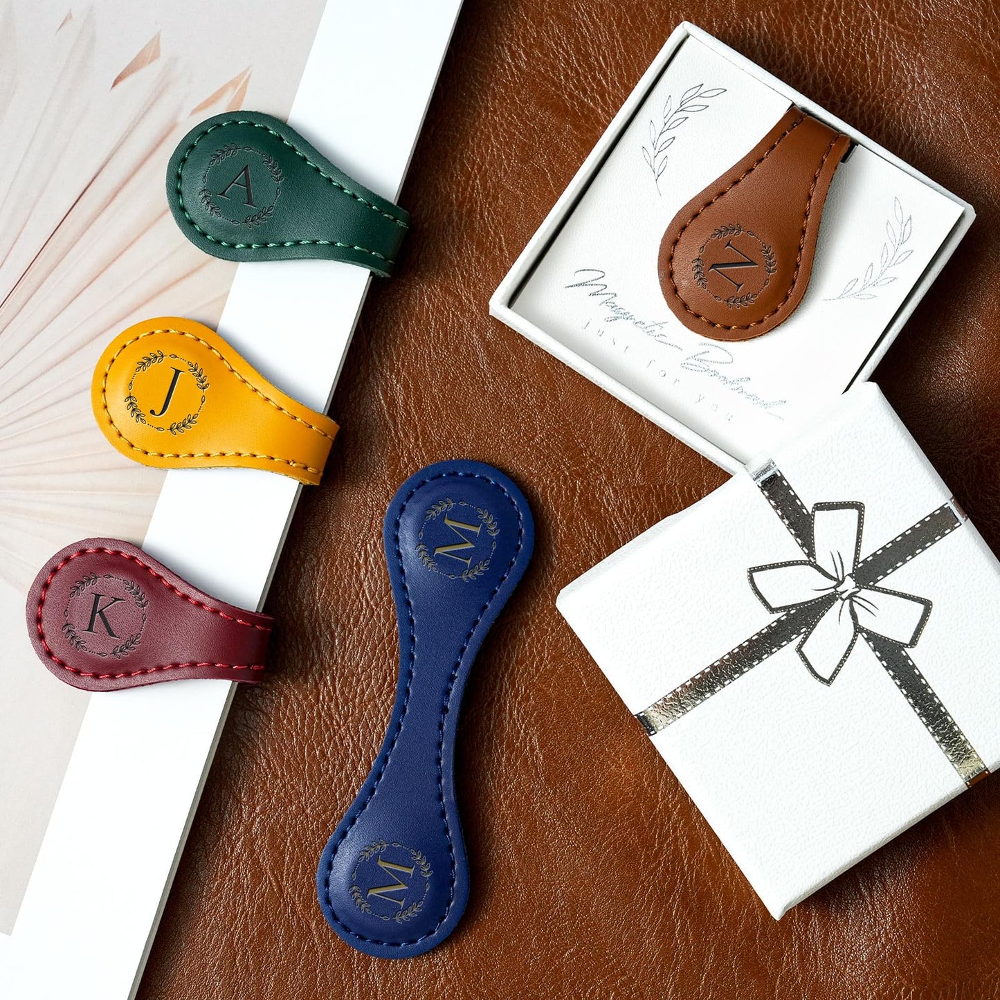 KIKIDWIS Personalized Leather Magnetic Bookmark with Pen Holder – Custom Initial Design for Readers（Brown-C）