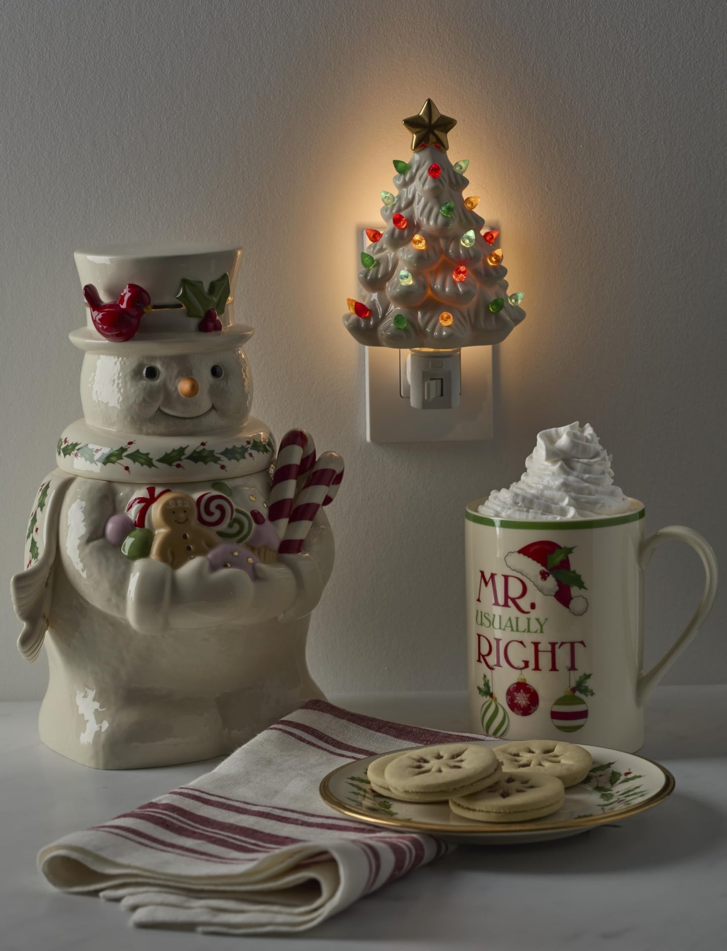 Lenox 897959 Treasured Traditions Tree Night Light, Christmas Decorations, Indoor Decor