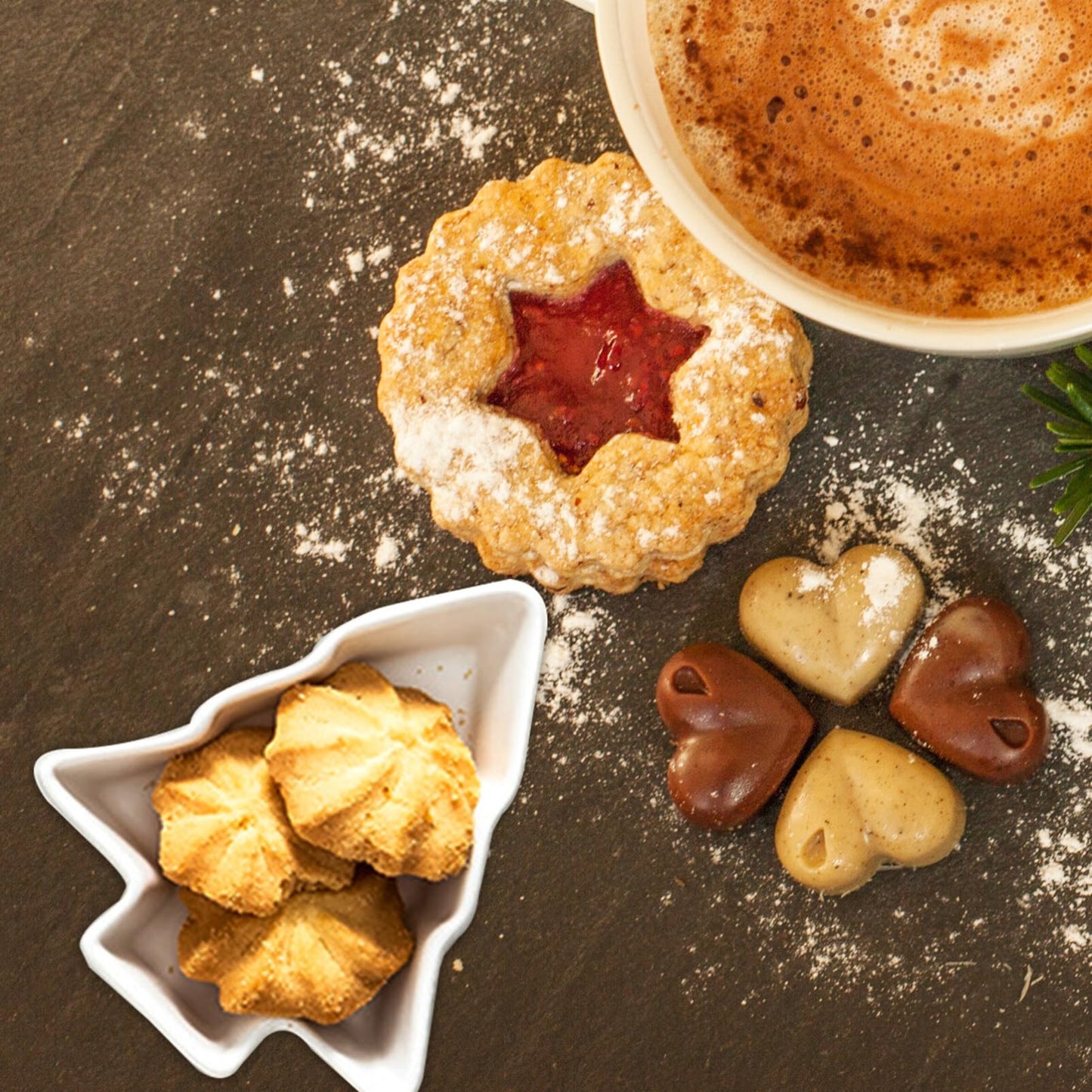 DOITOOL 2Pcs Christmas Tree Shaped Plates Ceramic Christmas Serving Tray Dishes Snack Candy Appetizer Serving Platters Cookies Candy Container for Holiday Party Decorations, White