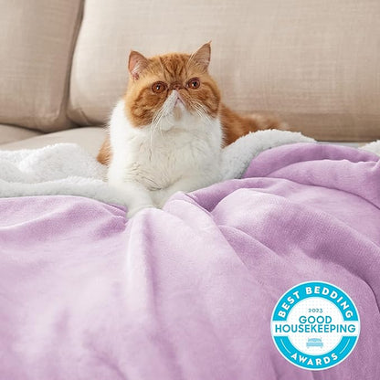 Bedsure GentleSoft Sherpa Fleece Blankets King Size for Bed - Thick and Warm Throw for Girls, Soft Fuzzy Plush King Blanket for Winter, Lilac, 108x90 Inches