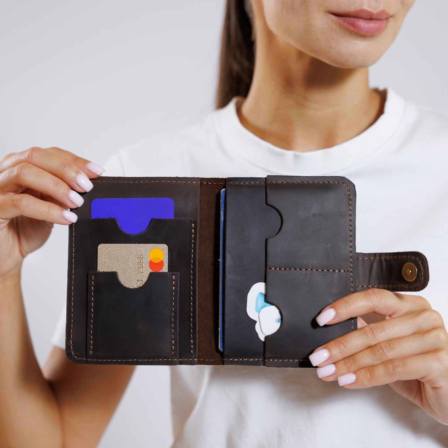 Full Grain Leather Passport Holder for Travel – Handmade Slim Wallet with Card Slots & Magnetic Closure – Compact Leather Case for Passport, Boarding Pass & Cards – Premium Gift (Non-Custom)