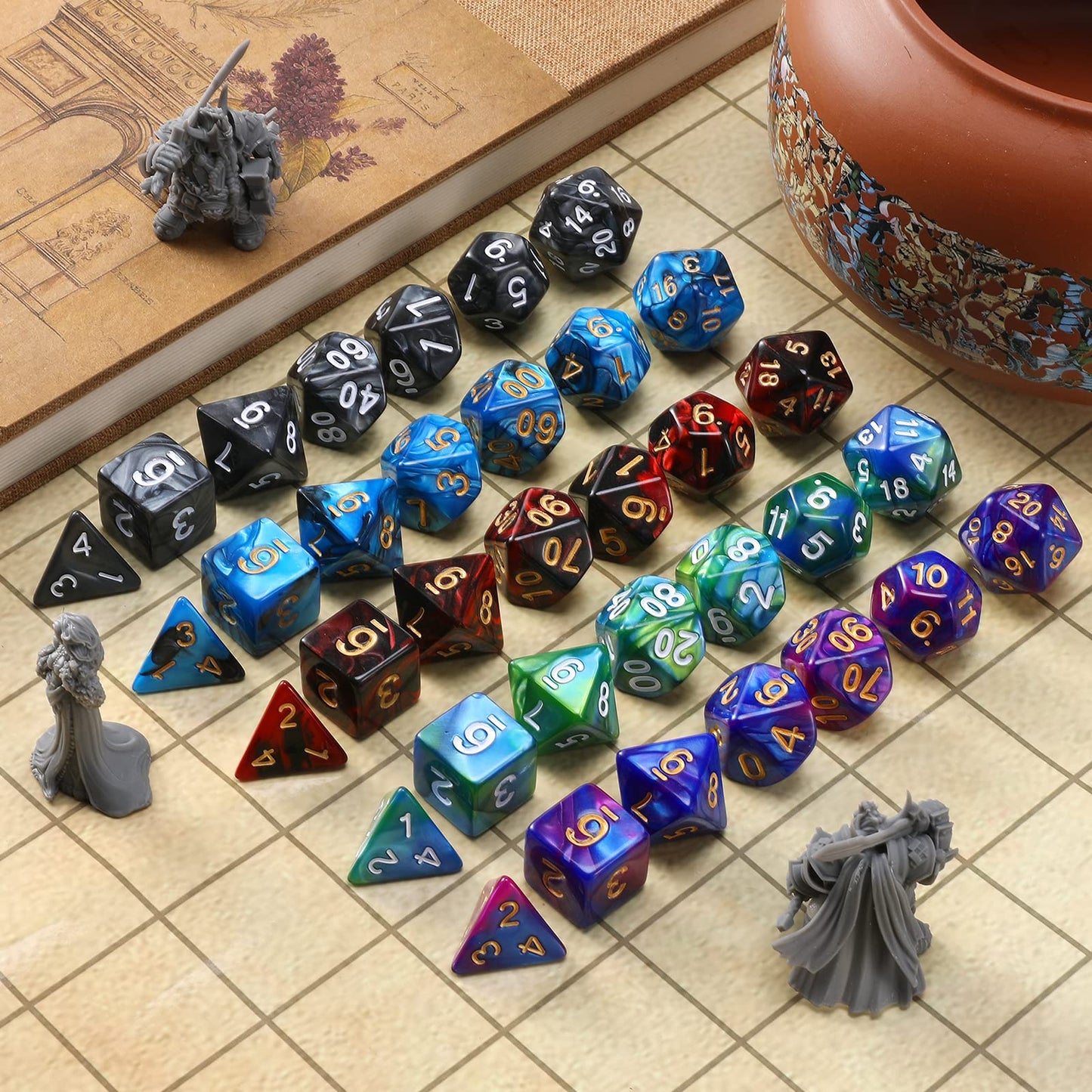 Grajar 35Pcs DND Dice Set with 5 Colorful Animal Patterned Dice Pouches, Polyhedral Dice Sets for Dungeons and Dragons D&D TTRPG MTG Table Role Playing Games