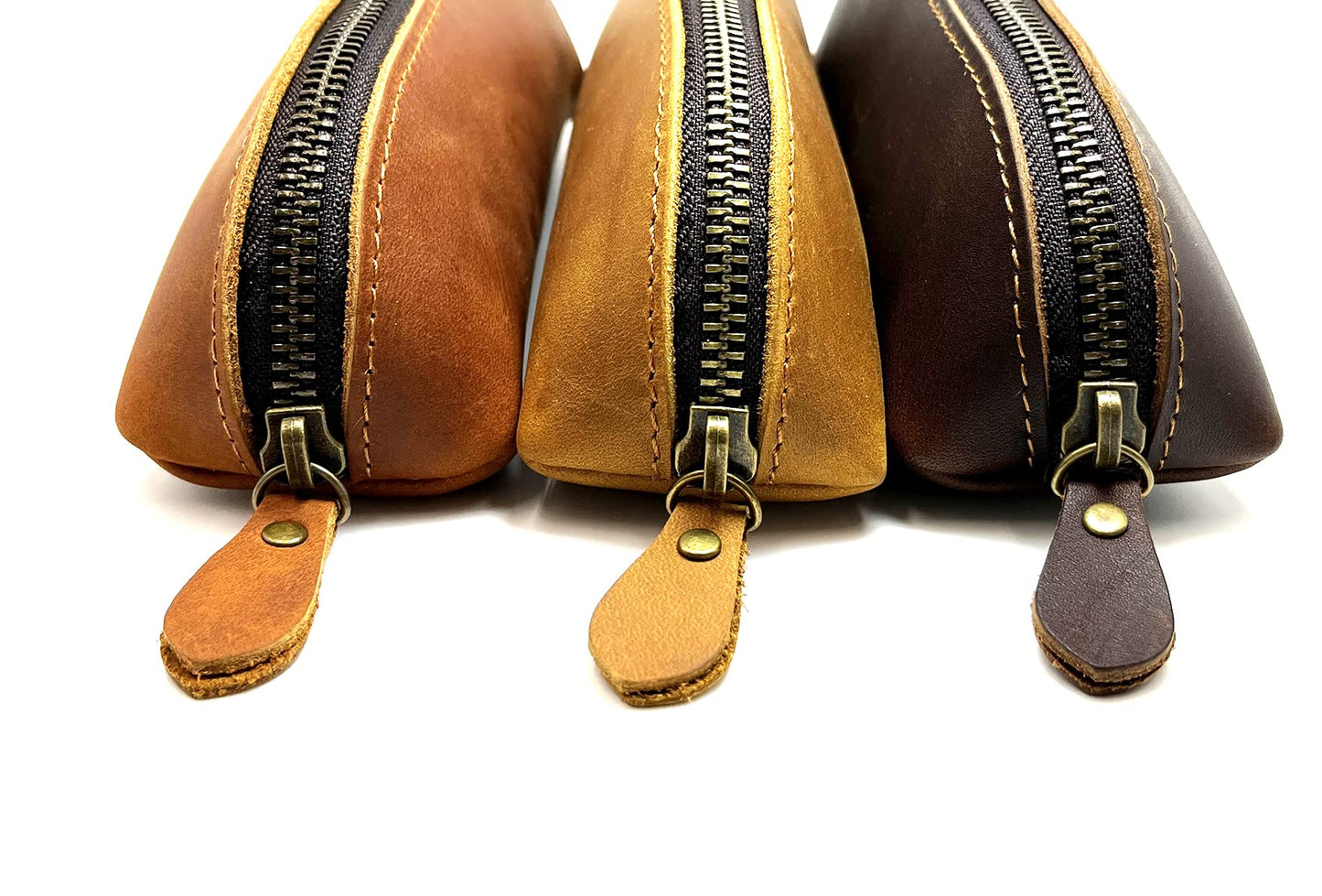 Craoopii Leather Pen Case Pencil Bag Pouch With Zipper Pen Holders Handmade Genuine Leather For Men Women Businessmen And Artists Home Work Office (Brownish yellow)