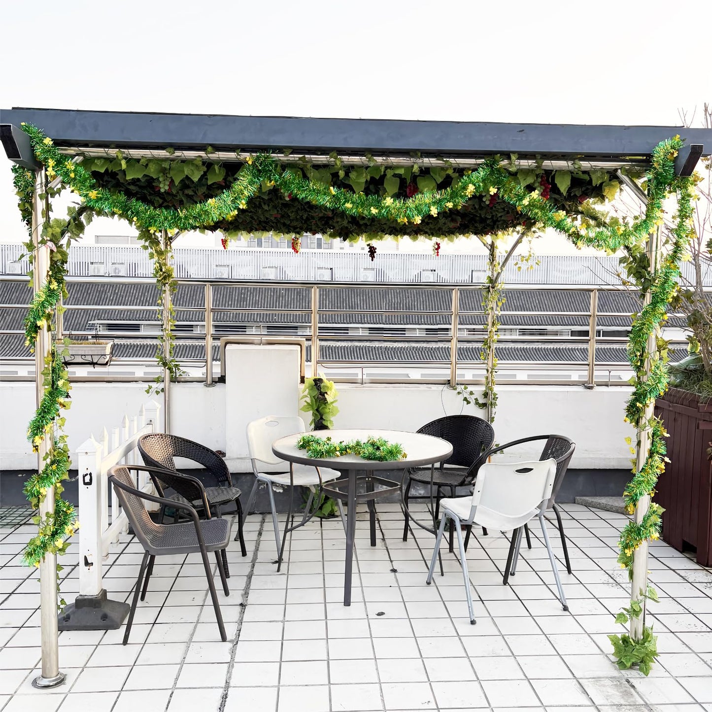 LKBBC St. Patrick Garland, 50 FT Green Gold Fringe Tinsel Garlands with Lucky Shamrock Clover Hanging Glitter Streamers for Irish Ireland Themed Party Home Decoration