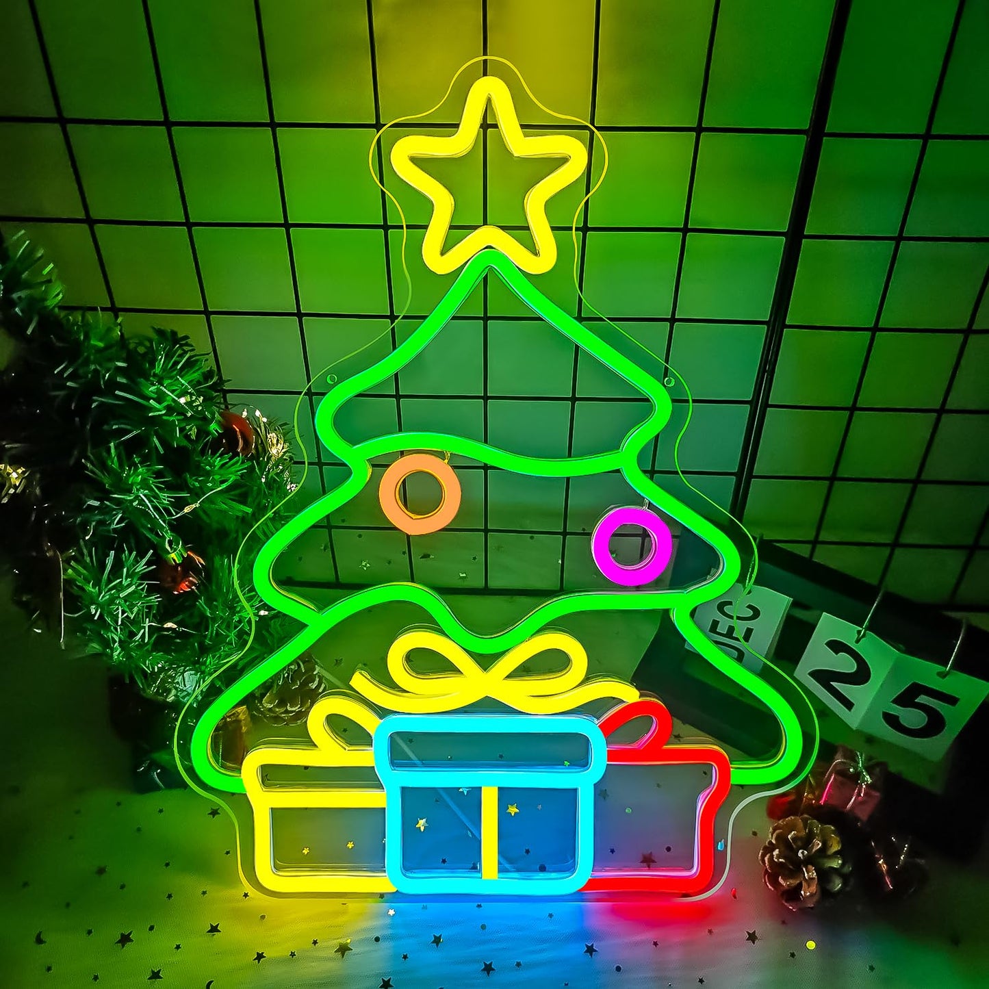 Christmas Tree Neon Sign Gift Box Xmas Neon Light Neon Christmas Decorations Dimmable Led Neon Light Up Sign for Wall Decor Party Kids Gift Winter Home