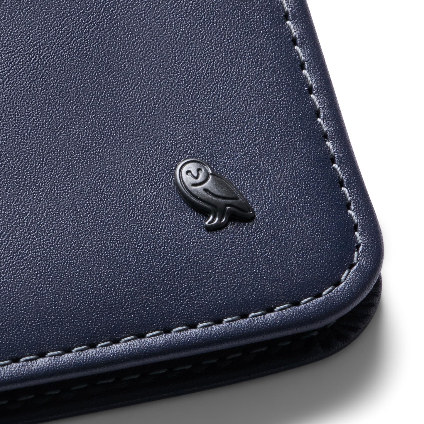 Bellroy Hide & Seek, slim leather wallet, RFID editions available (Max. 12 cards and cash) - Navy