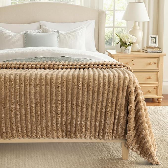 decorUhome Soft Fleece Brown Blanket King Size for Bed, Cozy Fluffy Plush Flannel Large Striped Throws for Couch Sofa, Lightweight Decorative Fuzzy Blanket for Woman, 108x90 Inches