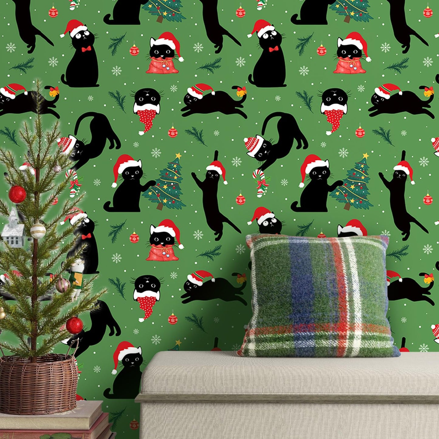 LHIUEM 17.3”X118”-Christmas Cat Wallpaper Peel and Stick Merry Christmas Tree Contact Paper for Cabinets Black Cats Santa Hats Wallpaper Candy Cane Gift Wrapping Paper for Cat Lovers Party