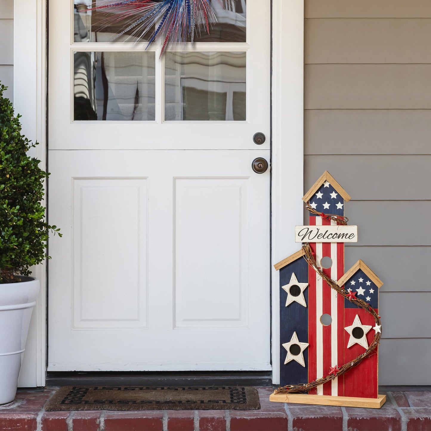 Glitzhome 30'' Patriotic Birdhouse Porch Decor, God Bless America Wooden Welcome Sign with Star, 4th of July & Independence Day Outdoor Indoor Decor
