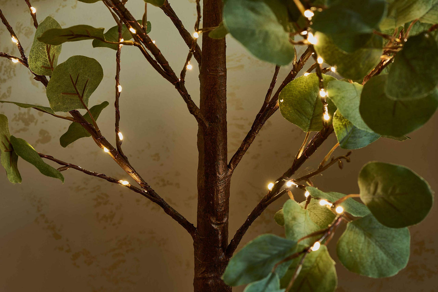 Hairui Lighted Eucalyptus Tree Plug in 4FT 160 Warm White LED Artificial Greenery Tree with Lights for Wedding Halloween Christmas Holiday Home Party Decoration