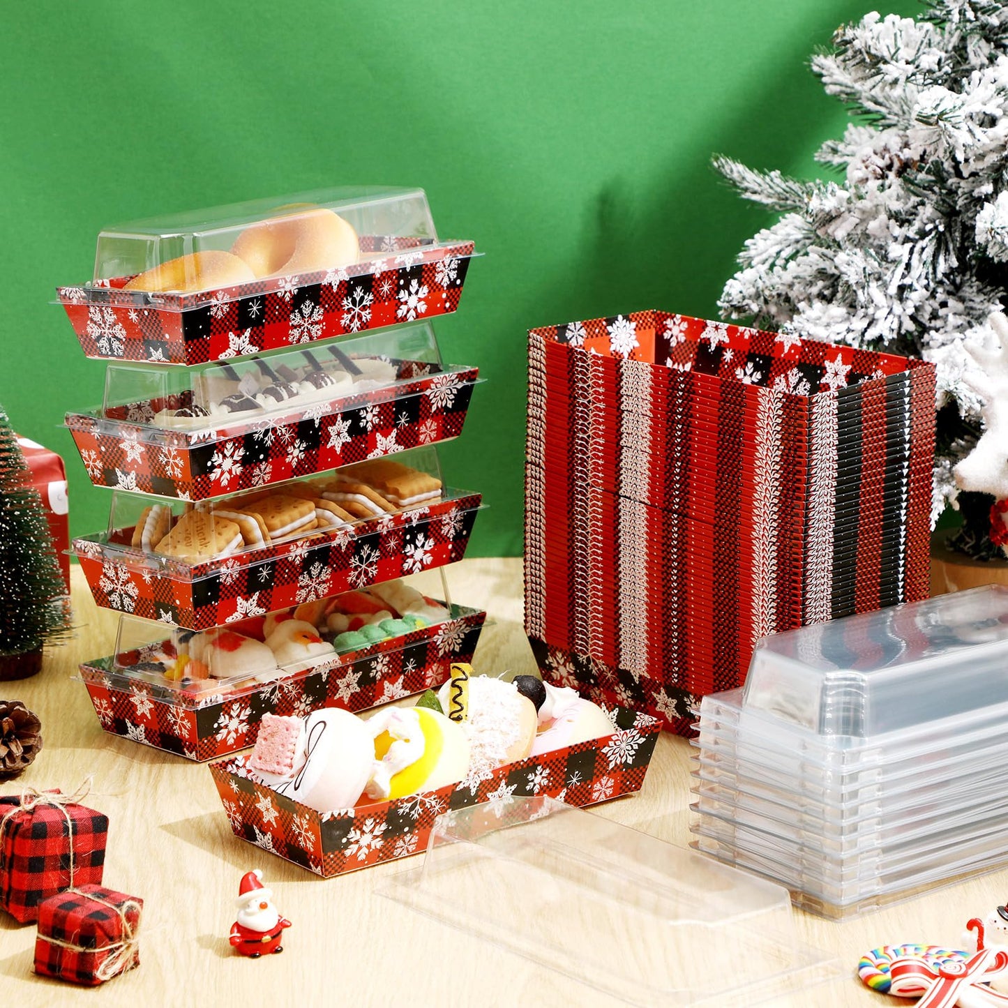 Bokon 100 Pack Christmas Charcuterie Boxes with Clear Lids, Red and Black Snowflake Cookie Boxes with Window, Disposable Food Containers Candy Treat Gift Tins for Sandwich, Cookie, Cake Slice