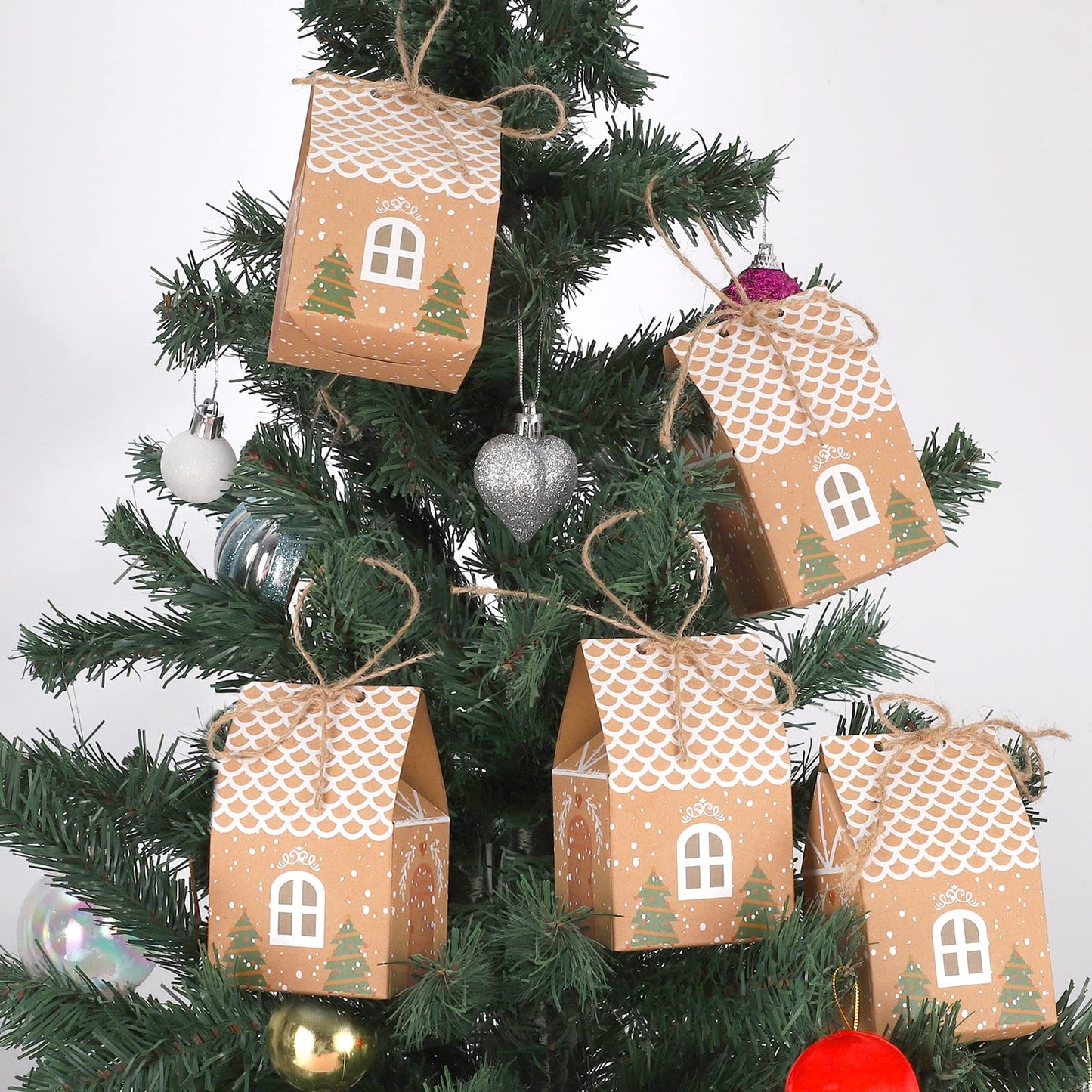 BESARME 36 Pieces Mini Christmas Party Favor Boxes Gift Bags, Small Gift Boxes Xmas Treats Party Favors Stocking Stuffers