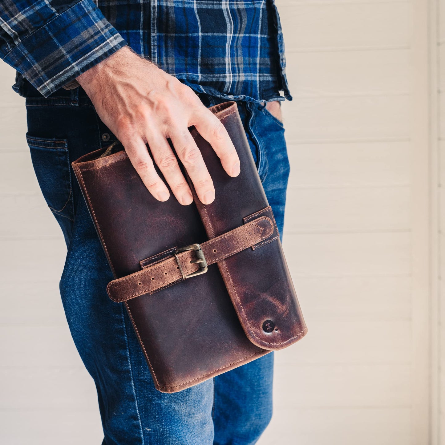 moonster Hanging Toiletry Bag for Men & Women, Leather Travel Bag with Hanging Hook, Dopp Kit Shower Bag