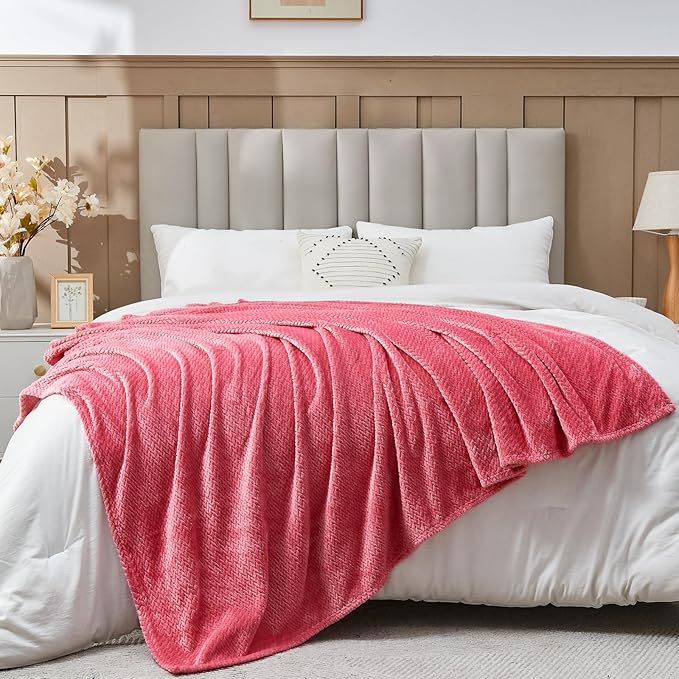 NEWCOSPLAY Super Soft Throw Blanket Coral Pink Premium Silky Flannel Fleece Leaves Pattern Lightweight Bed Blanket All Season Use (Coral Pink, Throw(50"x60"))