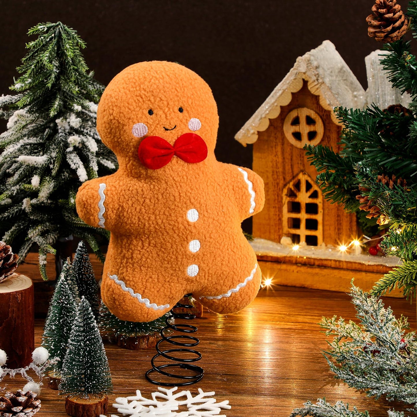 Gejoy Christmas Gingerbread Tree Topper Plush Stuffed Tree Toppers Ornaments for Christmas Party Indoor Xmas Holiday Festive Home Decoration