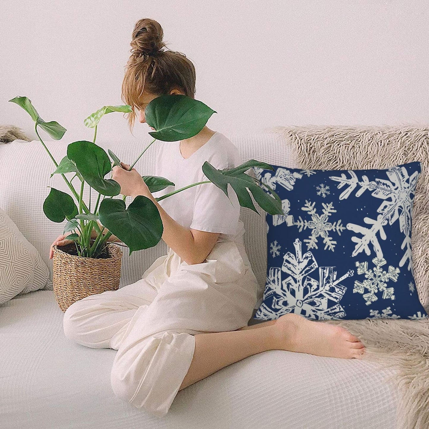 AELUTYSH Navy Blue Christmas Pillow Covers 18x18 Inch Set of 2 Winter Snowflake Decorative Throw Pillows Farmhouse Holiday Christmas Decor Cushion Covers Linen for Home Living Room Bed Outdoor